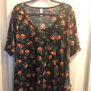 Lularoe Perfect T Top
